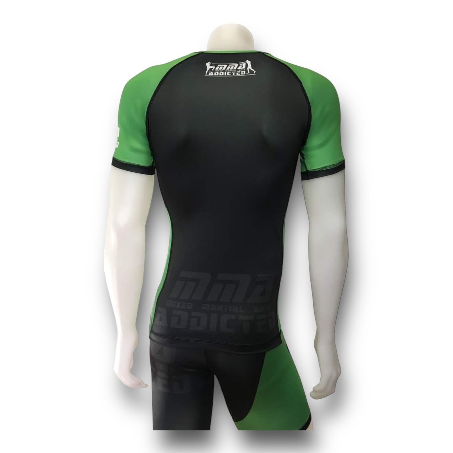 MMA Addicted Rash Guard MOD.“2nd Skin” Mezza Manica-Nero/Verde